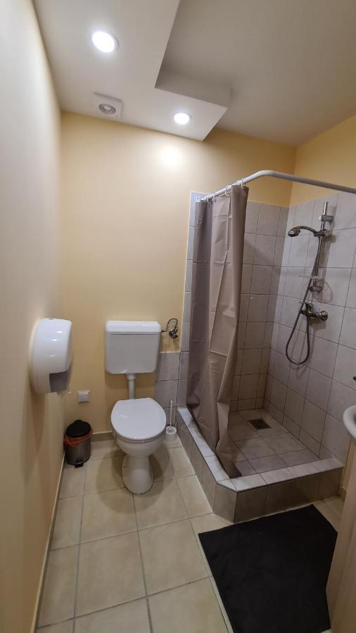 Lucsony Apartman Mosonmagyaróvár 外观 照片