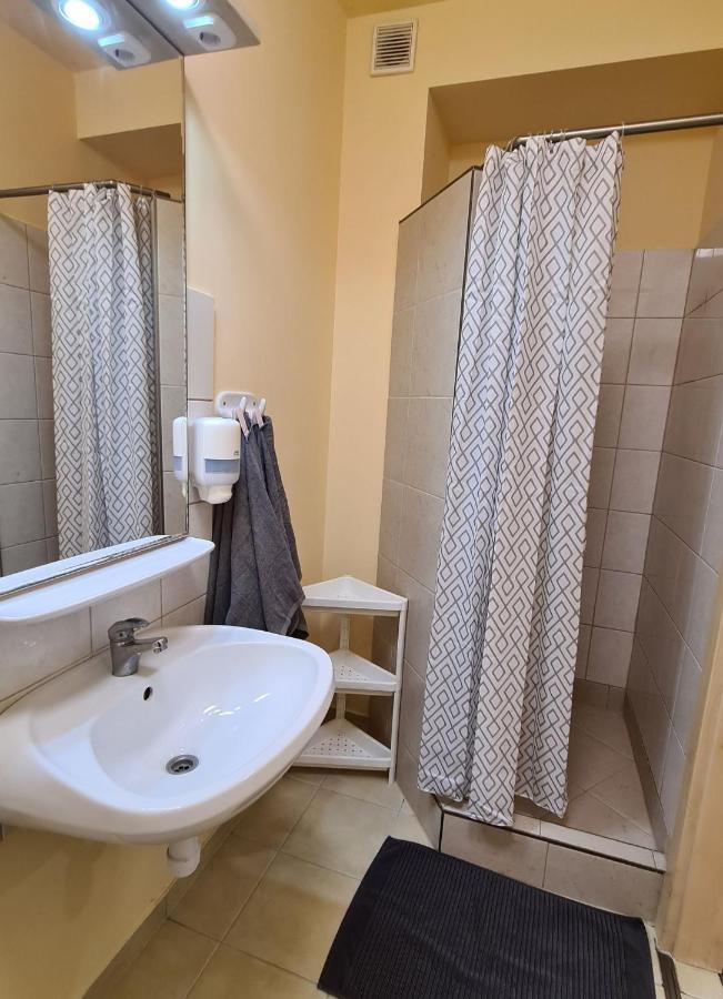 Lucsony Apartman Mosonmagyaróvár 外观 照片
