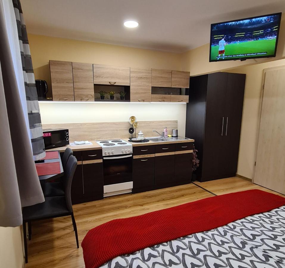 Lucsony Apartman Mosonmagyaróvár 外观 照片