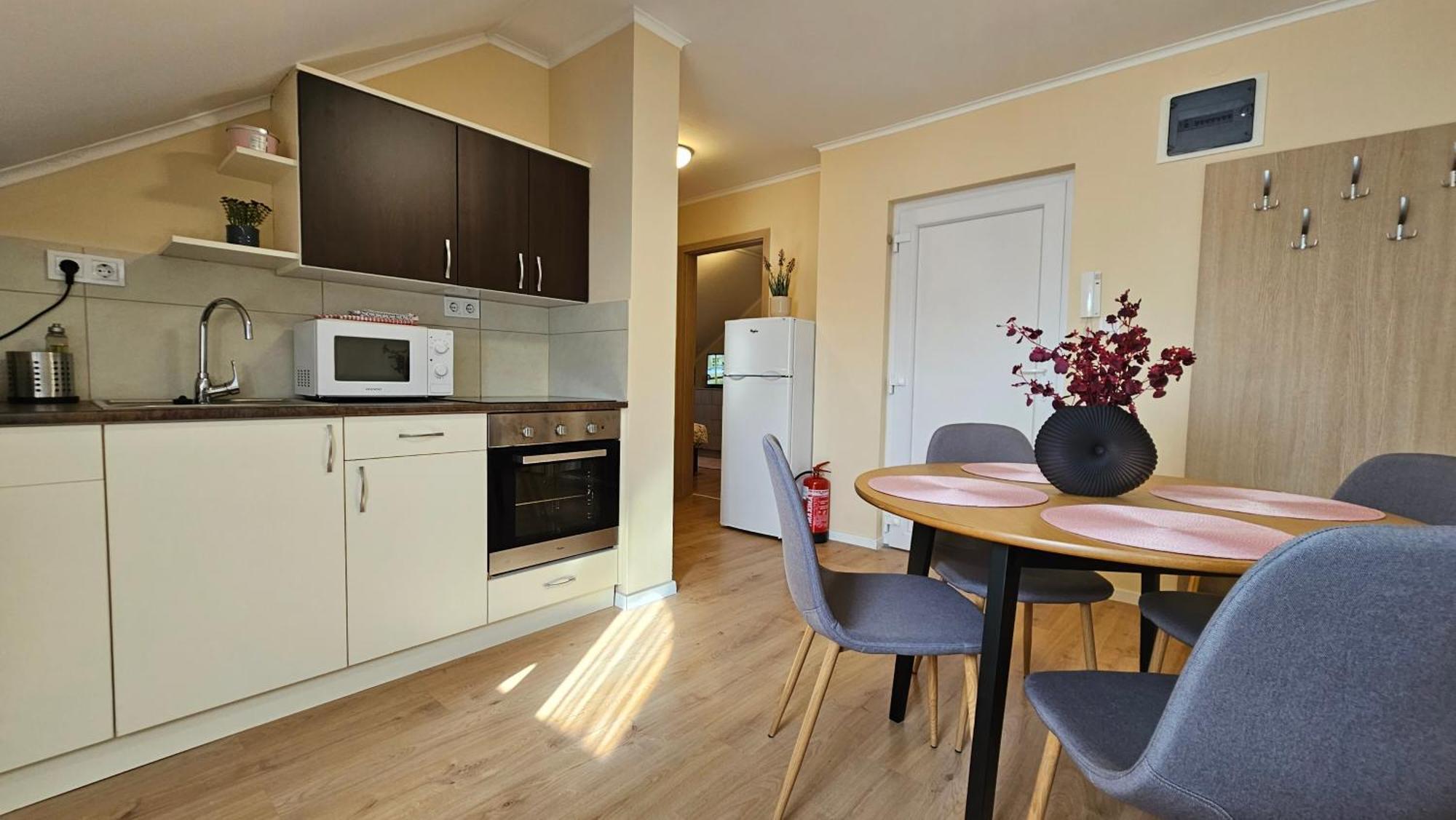 Lucsony Apartman Mosonmagyaróvár 外观 照片